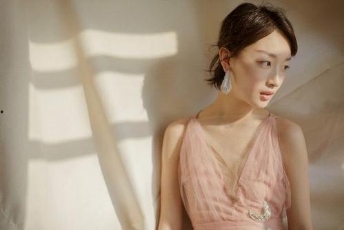 娱乐圈小黄鸭女星爆料,揭秘娱乐圈不为人知的秘密 第2张 娱乐圈小黄鸭女星爆料,揭秘娱乐圈不为人知的秘密 第2张