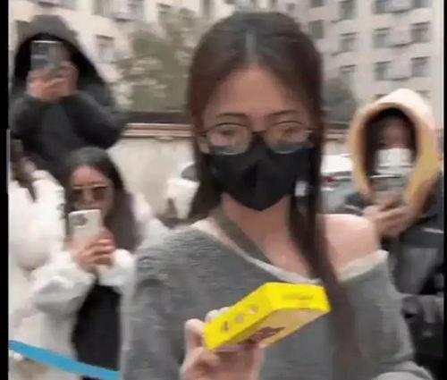 网红吃不雅瓜爆料,揭秘娱乐圈不为人知的秘密