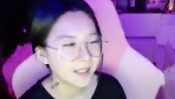 娱乐圈爆料花姐,花姐神秘恋情曝光，真相令人咋舌！