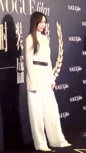 明星裤子爆料视频大全,裤子穿搭视频大全  第2张